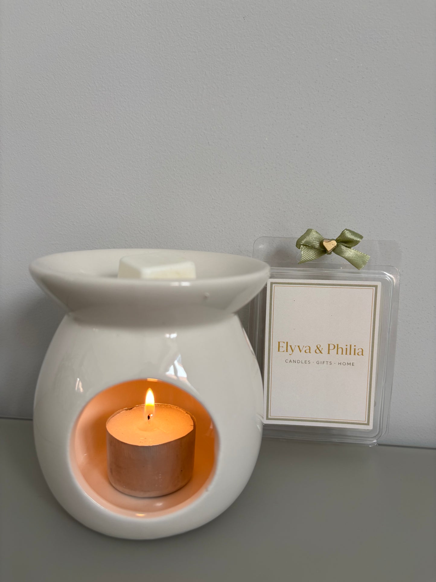 Wax Melt Burner & Mediterranean Garden Wax Melt Gift Set